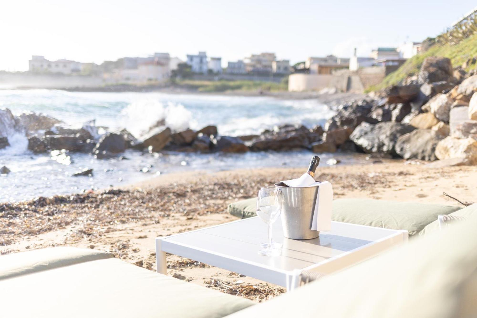 Le Suites Sul Mare Di Esterina Civitavecchia Exterior photo