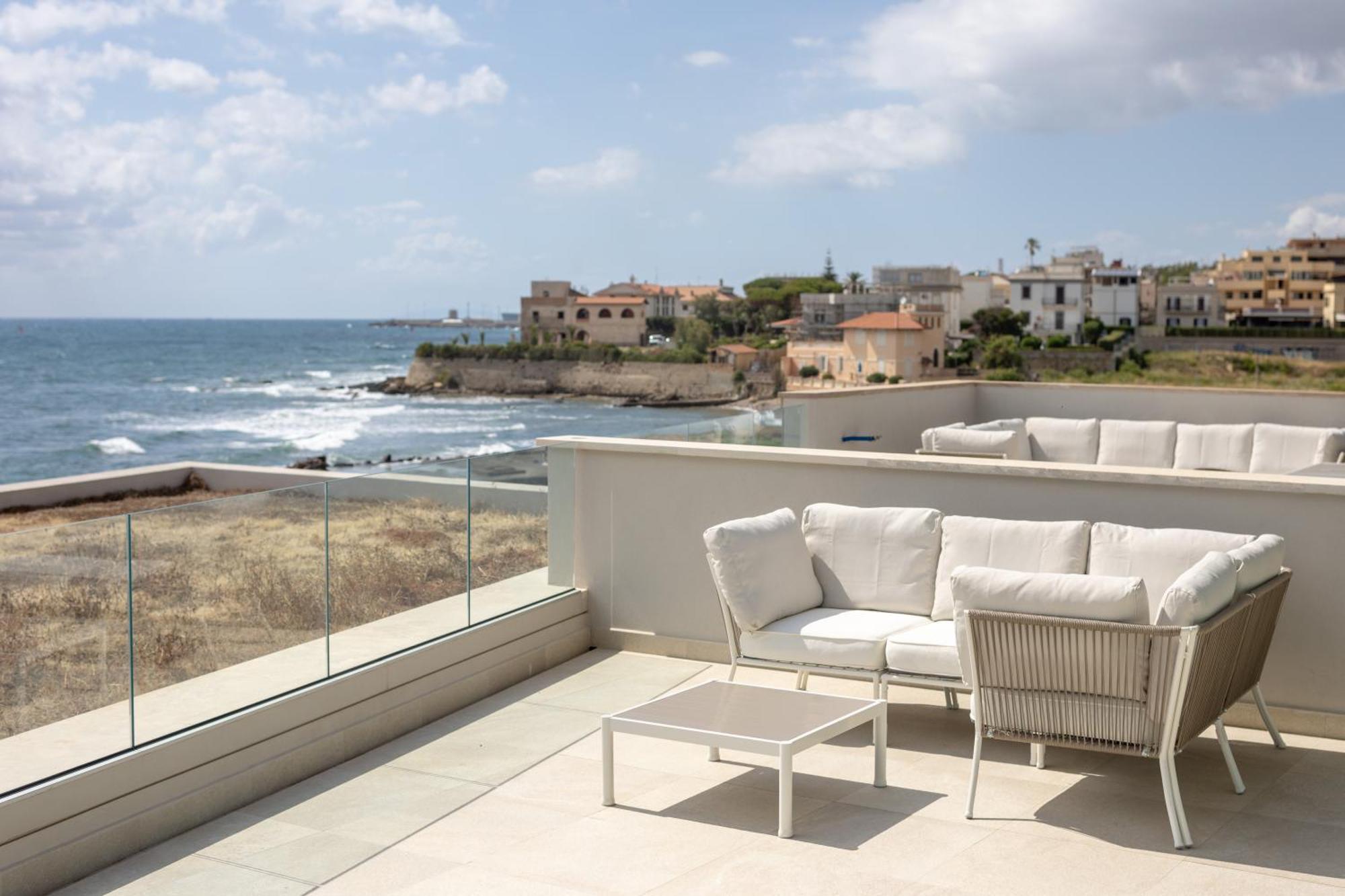 Le Suites Sul Mare Di Esterina Civitavecchia Exterior photo